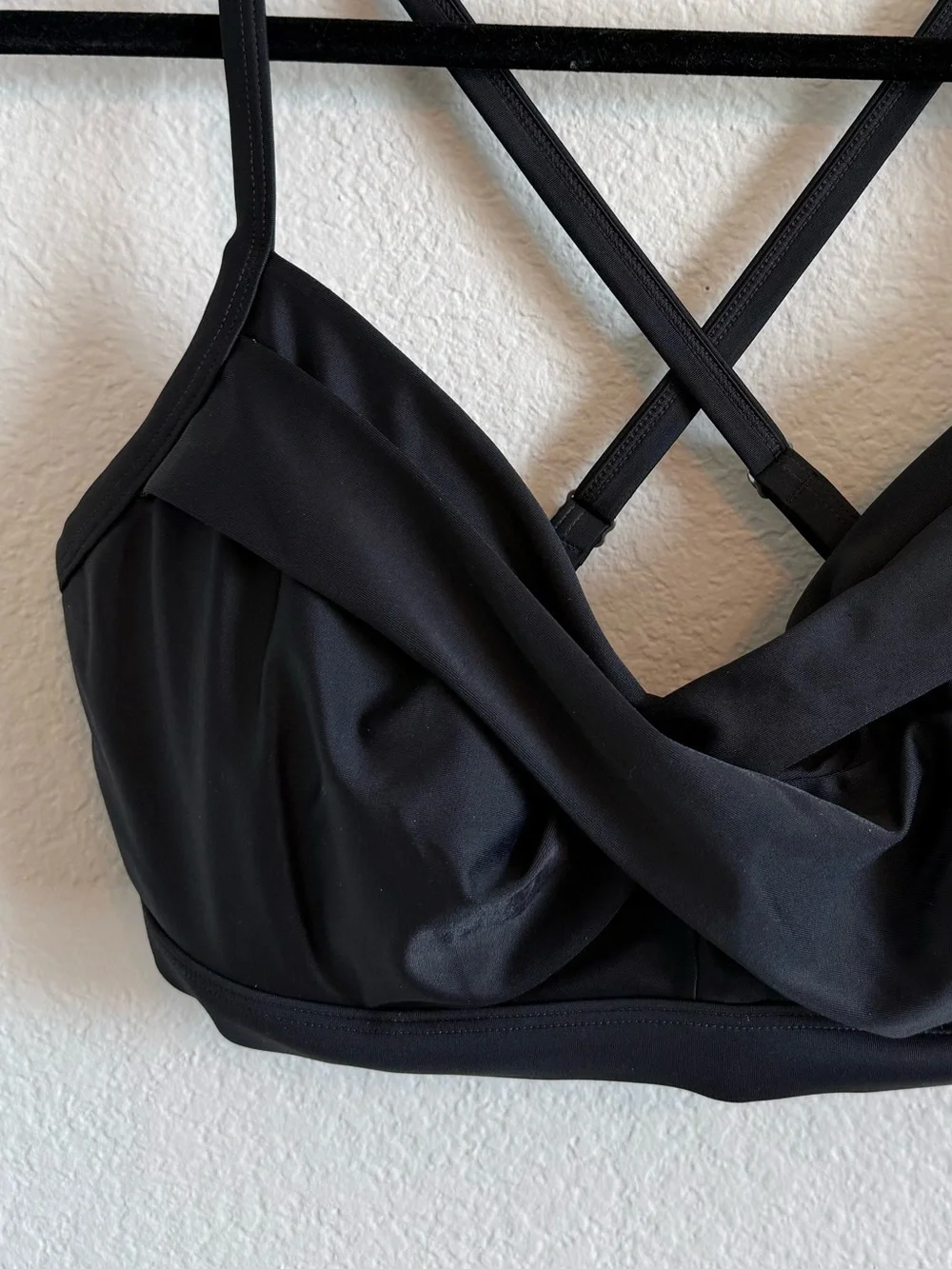 Athleta twister adjustable